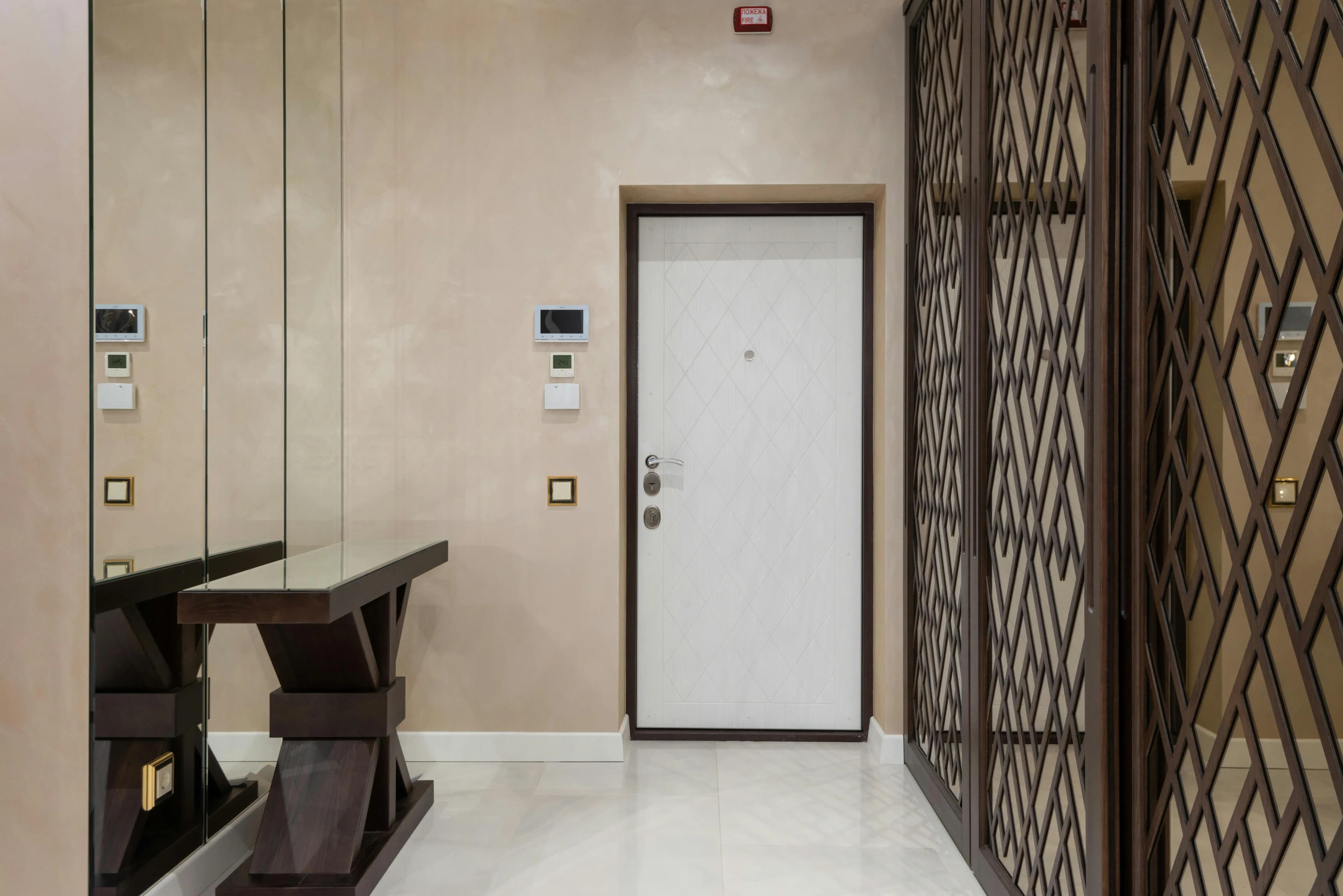 Foyer - Samagra Interiors